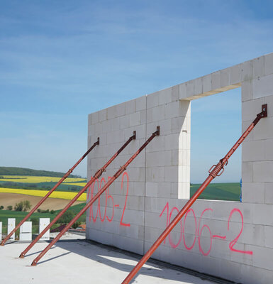 Umístění šikmých vzpěr